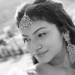 Shruti Rane Songs MP3 Download