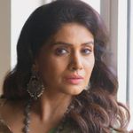 Sonali Kulkarni Songs MP3 Download
